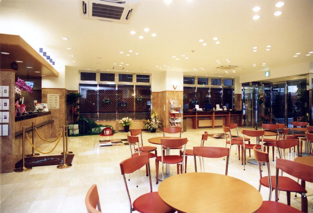 Toyoko Inn Nagasaki Ekimae Exterior photo